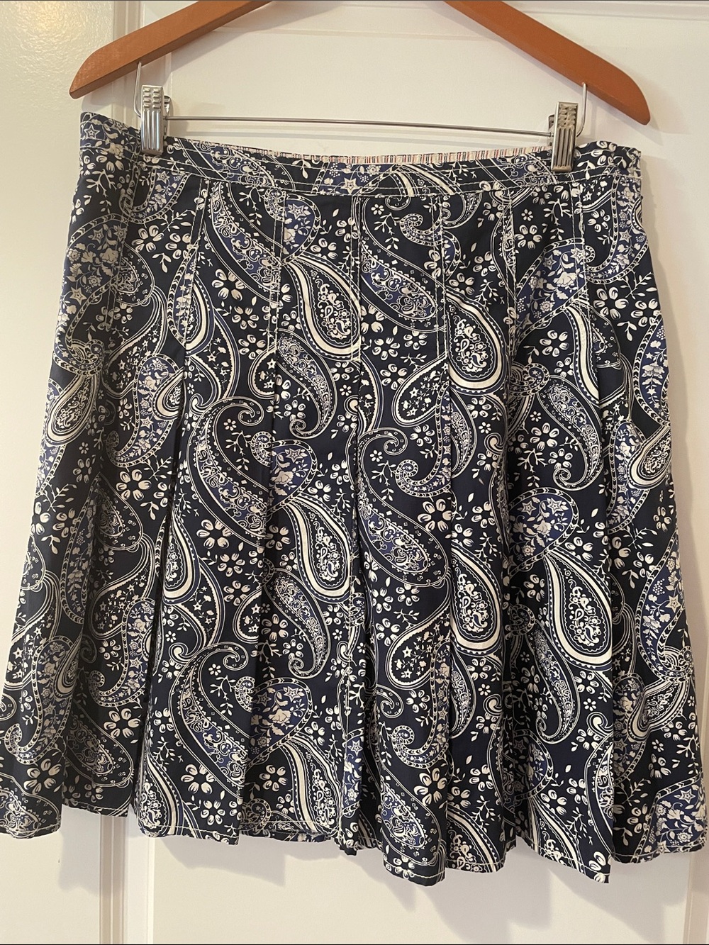 Tommy Hilfiger Navy and White Paisley A-Line Skirt